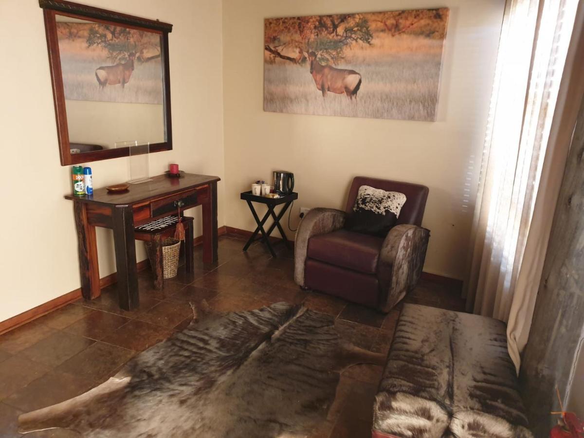 Wag N Bietjie Bush Lodge Heuningneskloof Extérieur photo